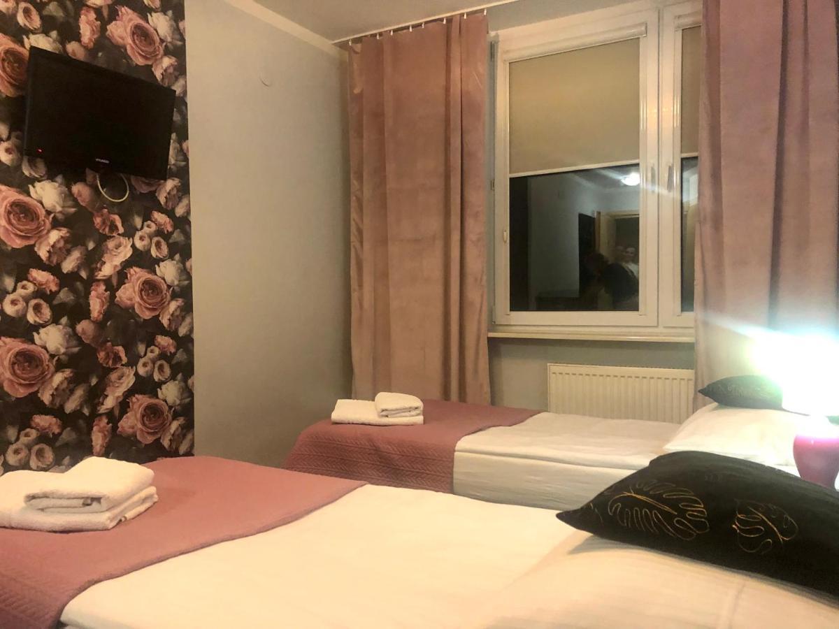 Sosnowe Zacisze Hotel Kleosin Exterior photo