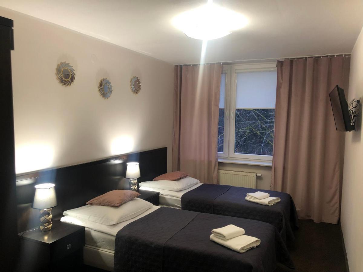 Sosnowe Zacisze Hotel Kleosin Exterior photo