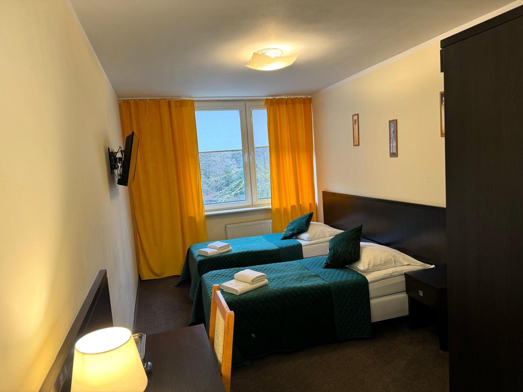 Sosnowe Zacisze Hotel Kleosin Exterior photo